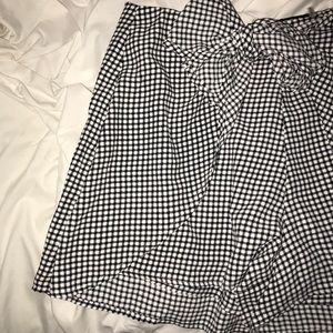 Gingham Shorts- Boutique